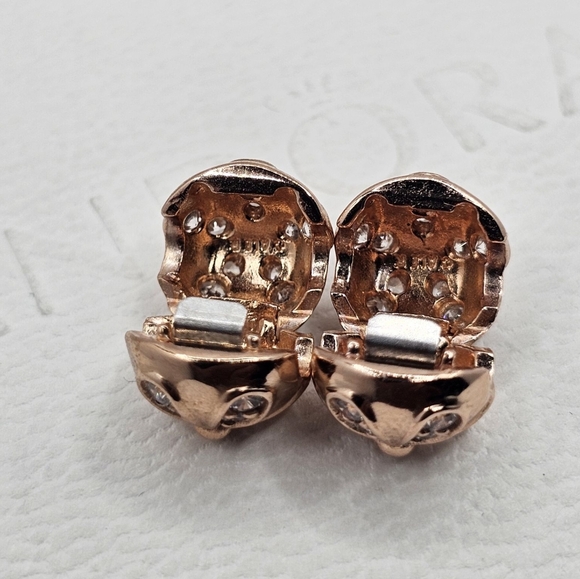 🌼 Authentic Pandora ⭐️RETIRED⭐️ ROSE DAISY CLIPS - Picture 2 of 4